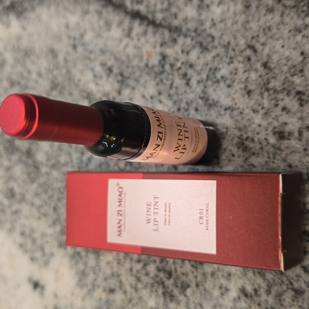 BUY NOW Wine Colors Bottle Shaped Lip Tint Lip Gloss - Picture 11 of 13
